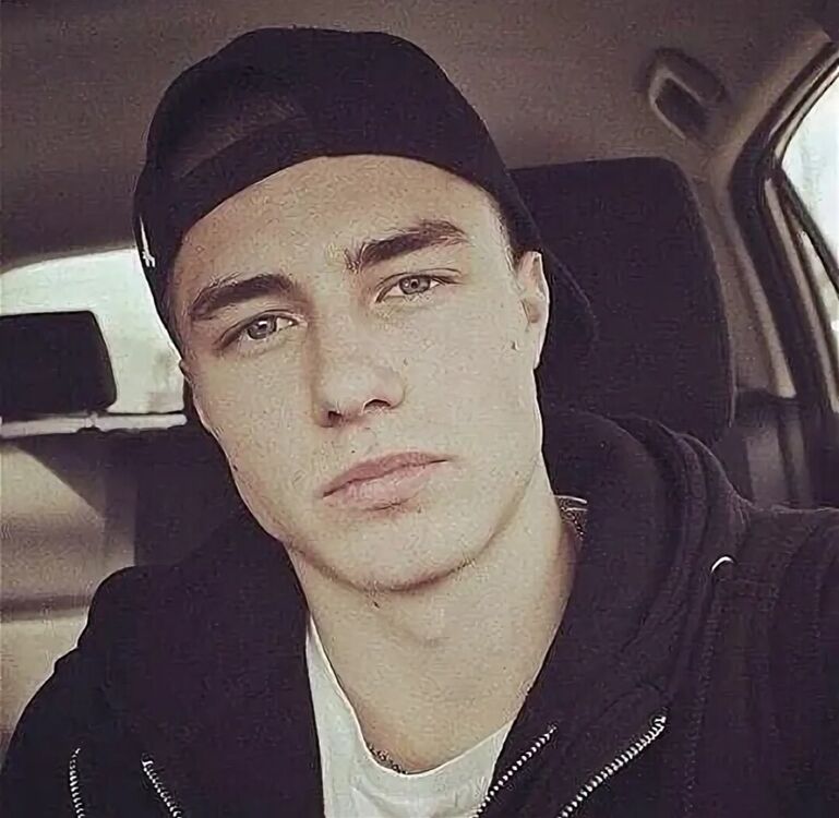  52265596  Alex, 20 ,    