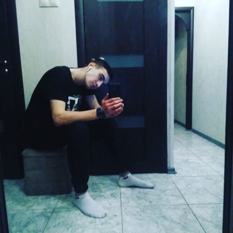 43918096  , 27 ,    