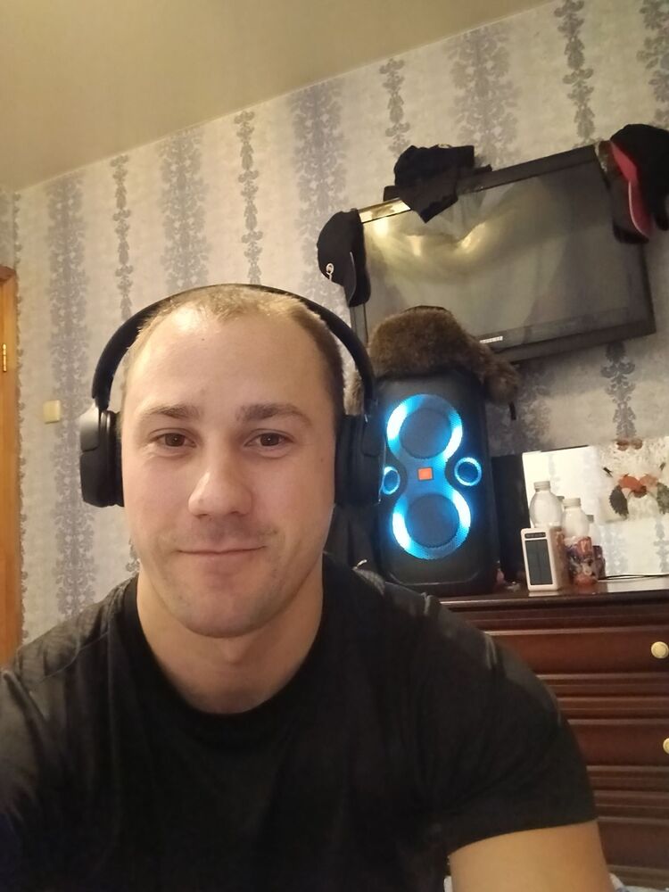  52128836  , 31 ,    