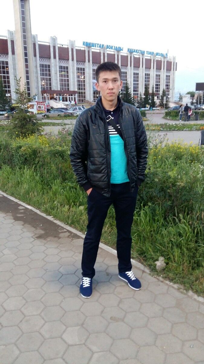  9751916  Islam, 33 ,    