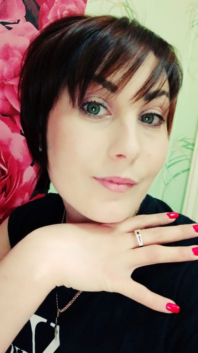  15929746  Tatiana, 37 ,    