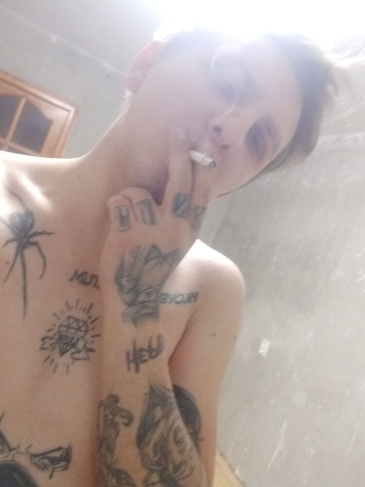  29598746  Pavel, 29 ,    
