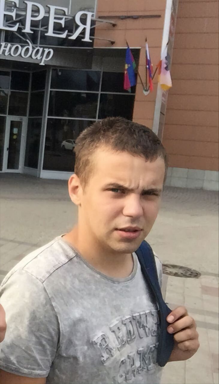  ,   Neon, 28 ,   ,   