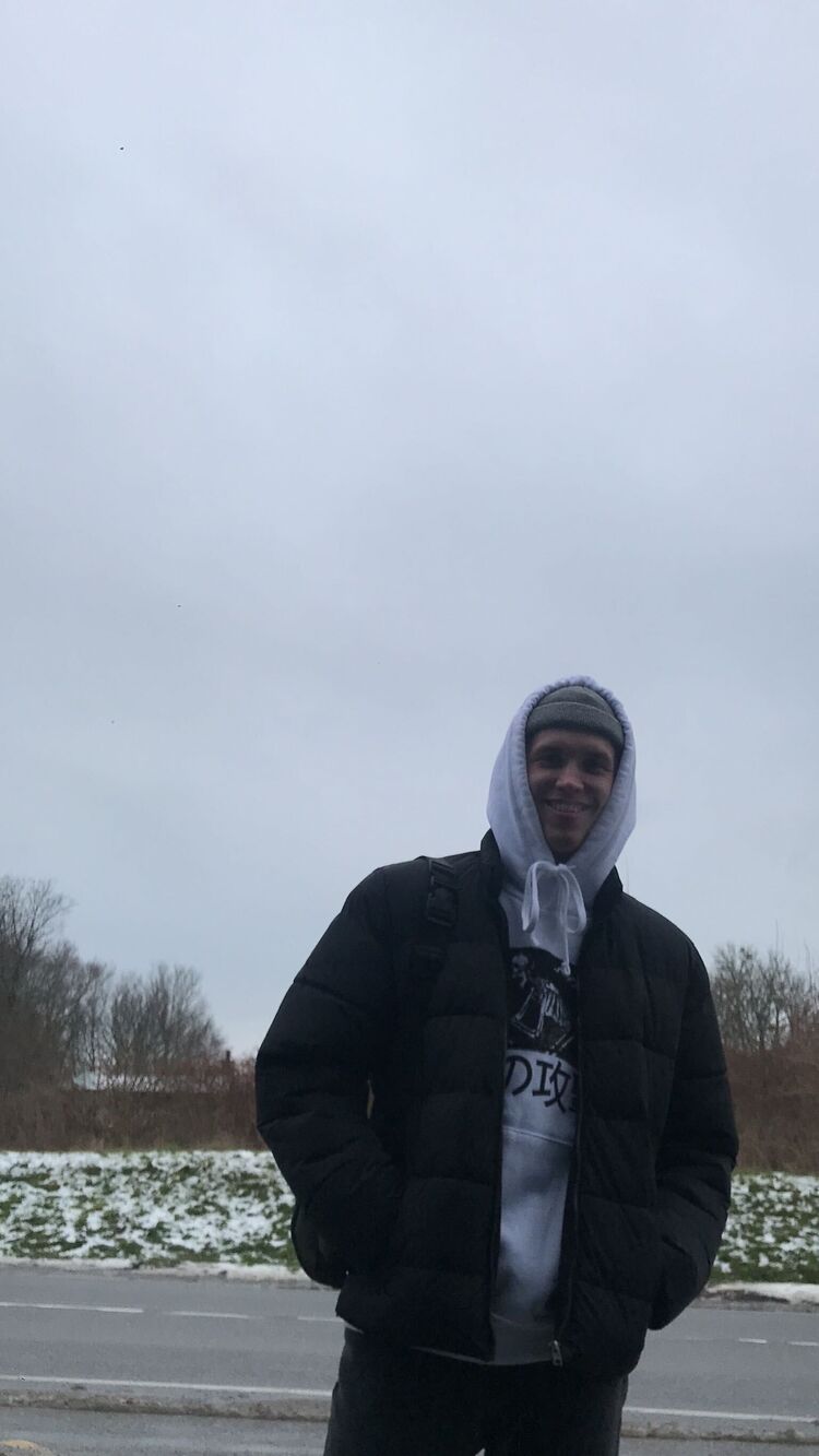  36556846  , 23 ,    