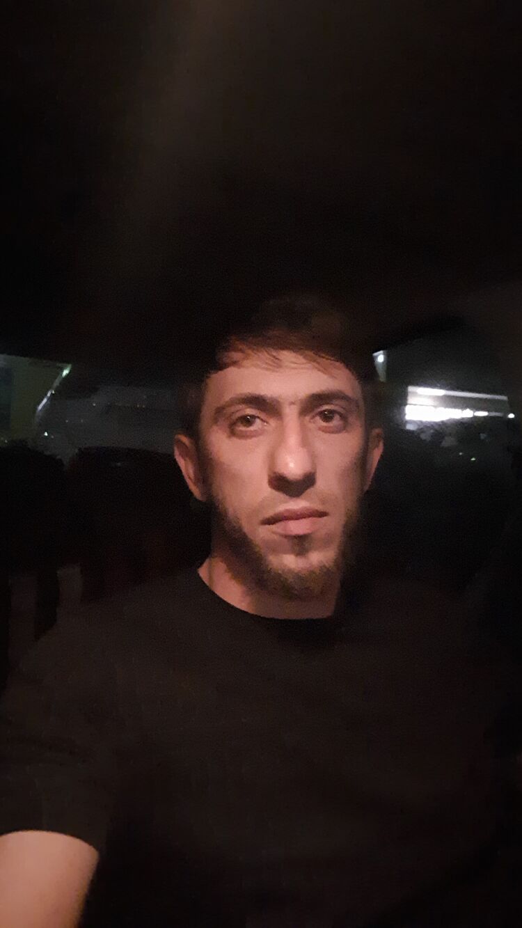  28468276  , 33 ,    