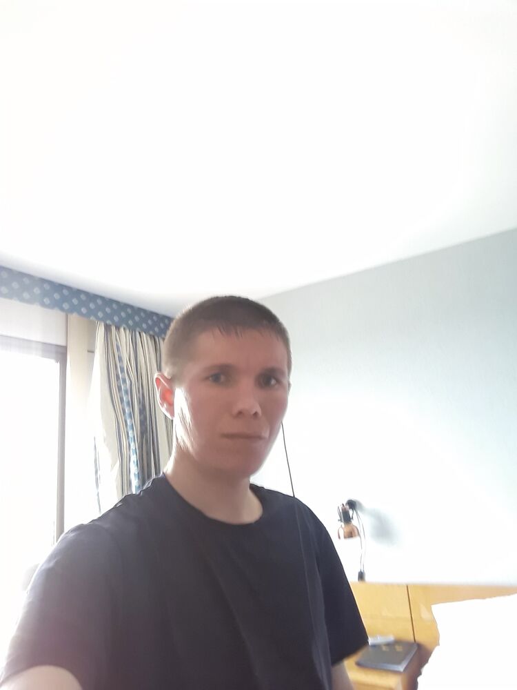  ,   Mikhail, 33 ,     , c , 