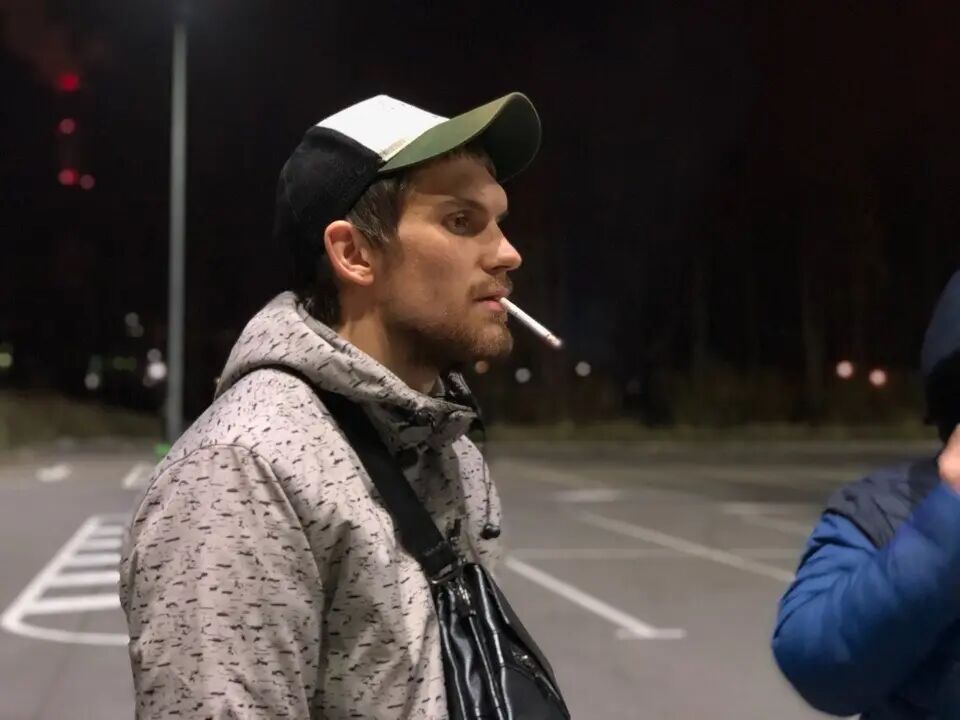  -,   , 32 ,  