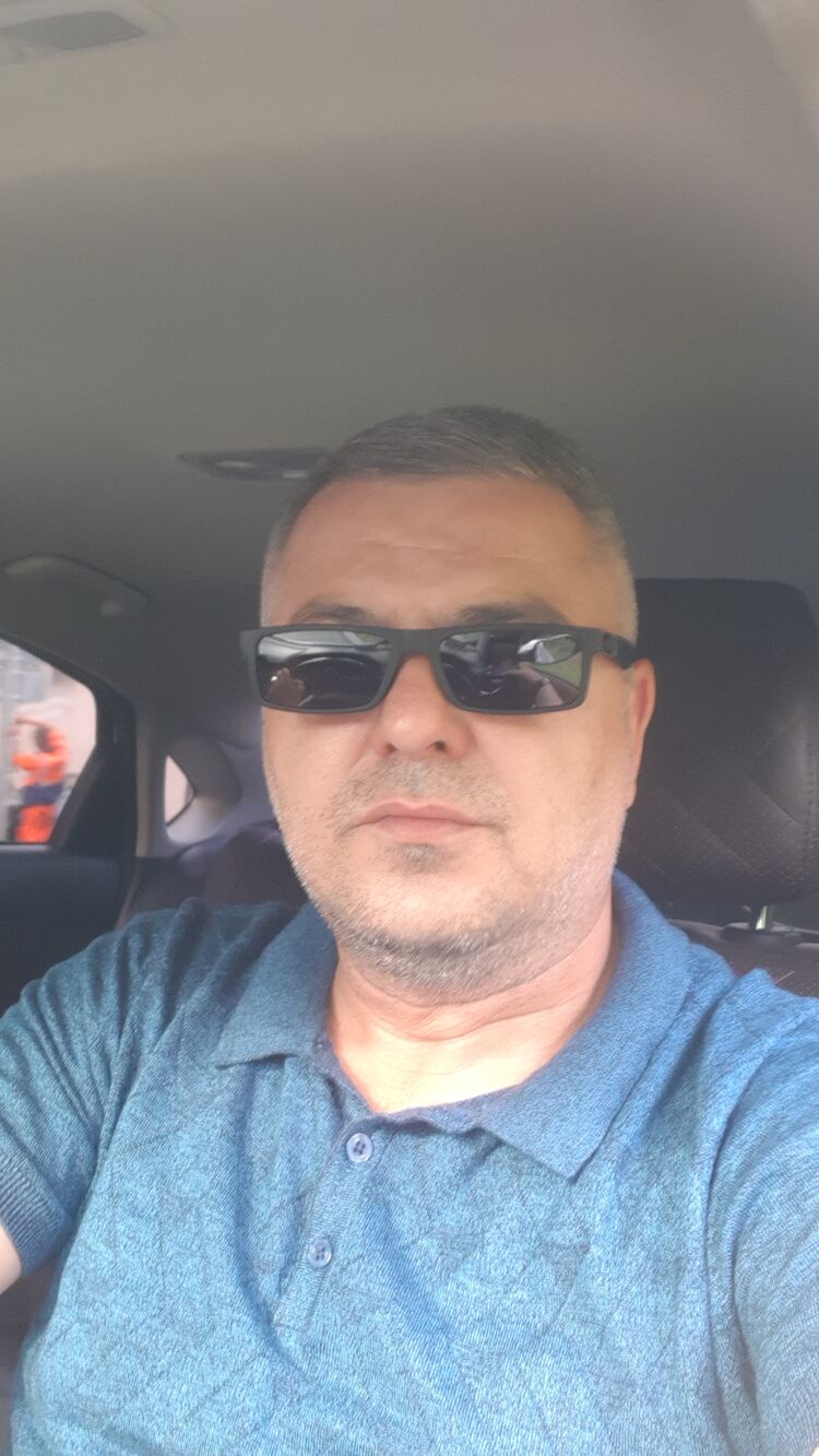  ,   Ruslan, 48 ,   ,   