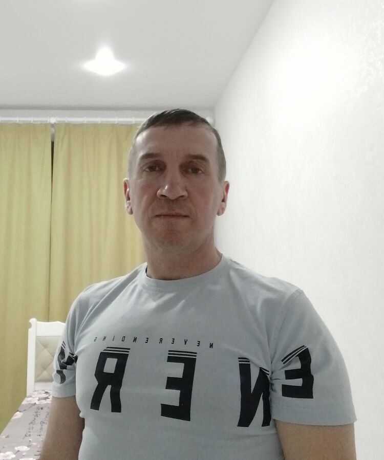  53065806  , 48 ,    