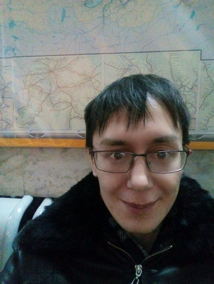  9546586  Ildus, 33 ,    