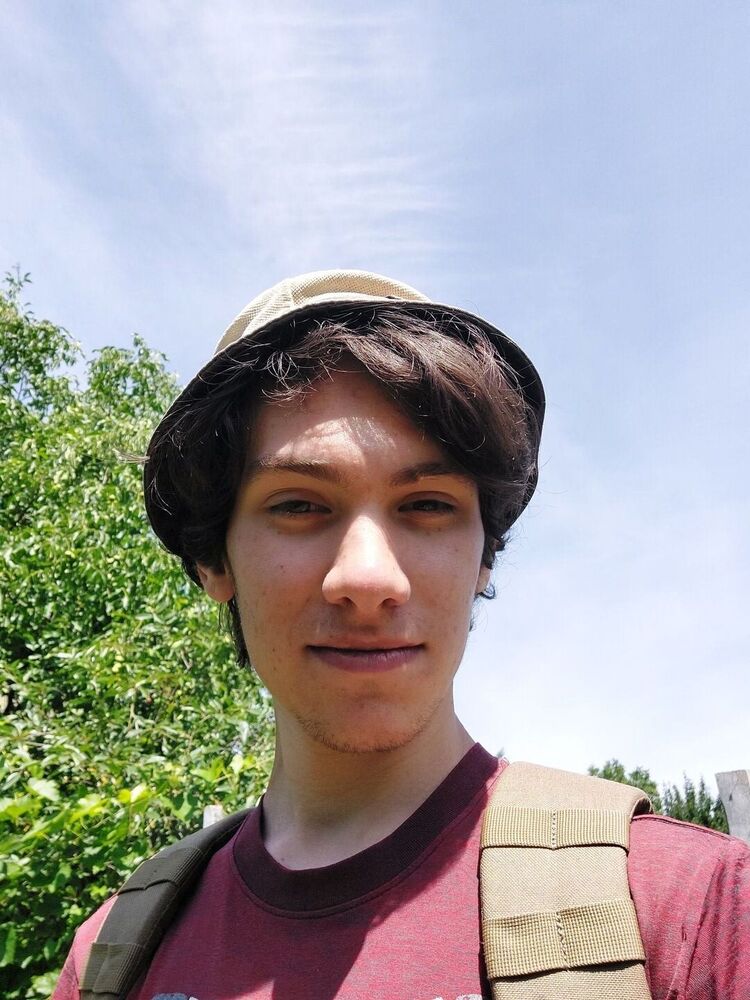  ,   Igor, 21 ,   ,   