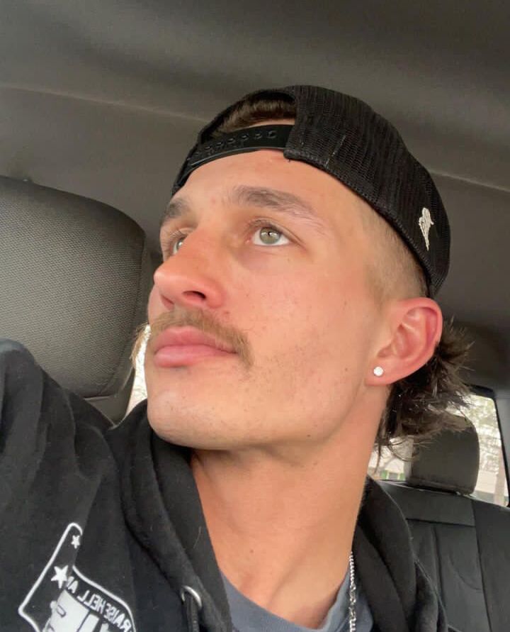 ���� 46951356 ������� Hul Bert, 45 ���, ���� ���������� � San Marino