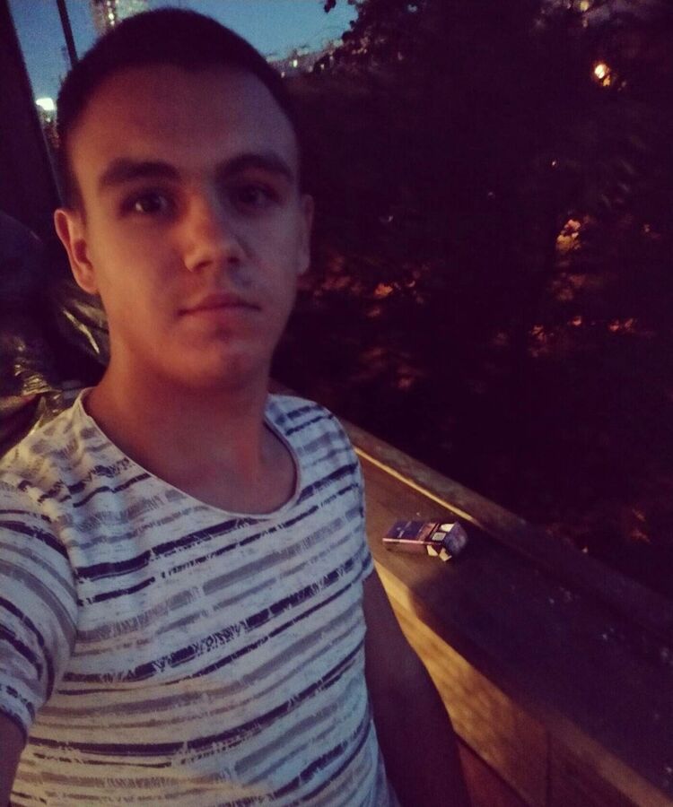 ,   Igor, 32 ,     , c 