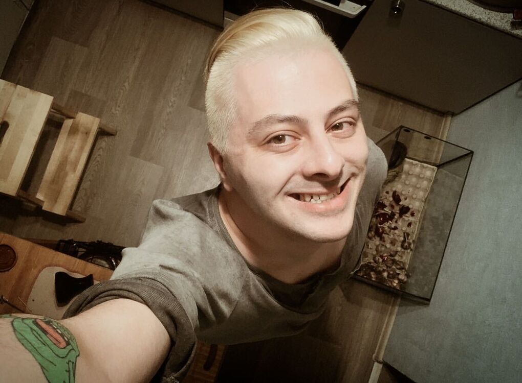  39421396  , 35 ,    