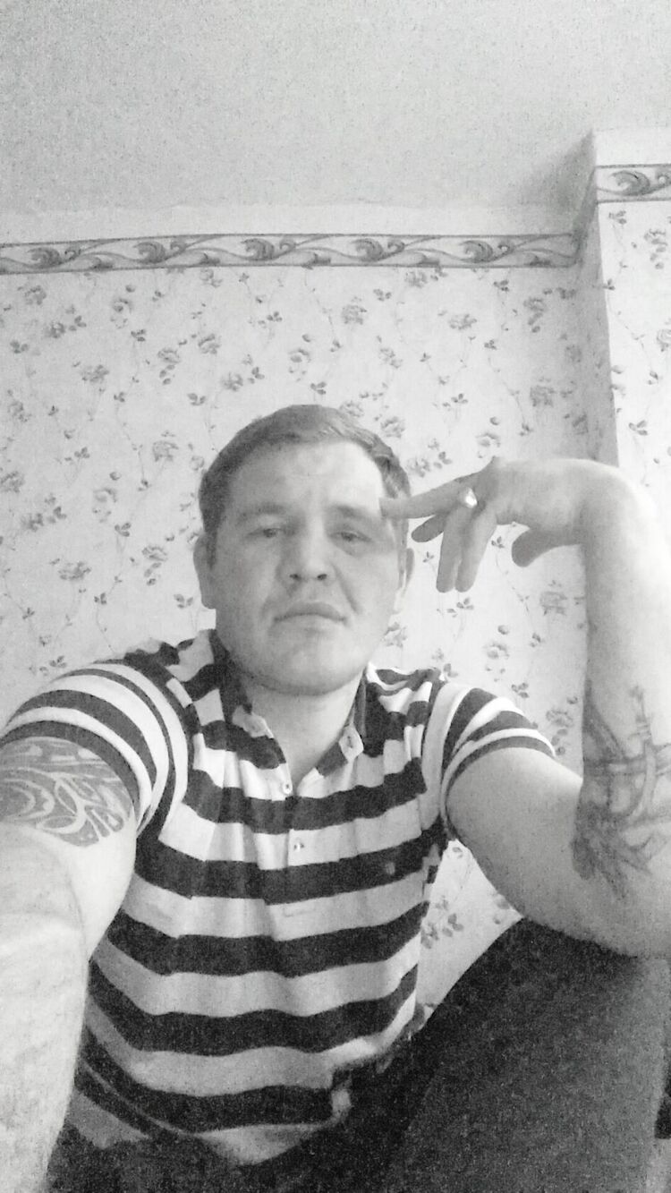  48268906  , 32 ,    