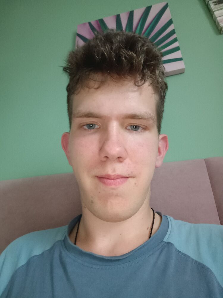  43834716  , 21 ,    