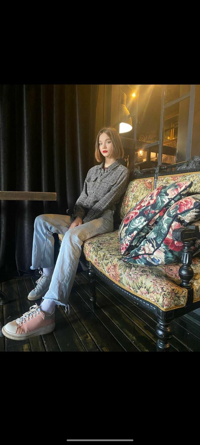  31477976  , 24 ,    -