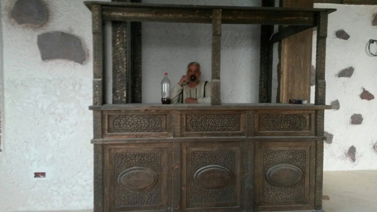  9810476  Baycan, 51 ,    