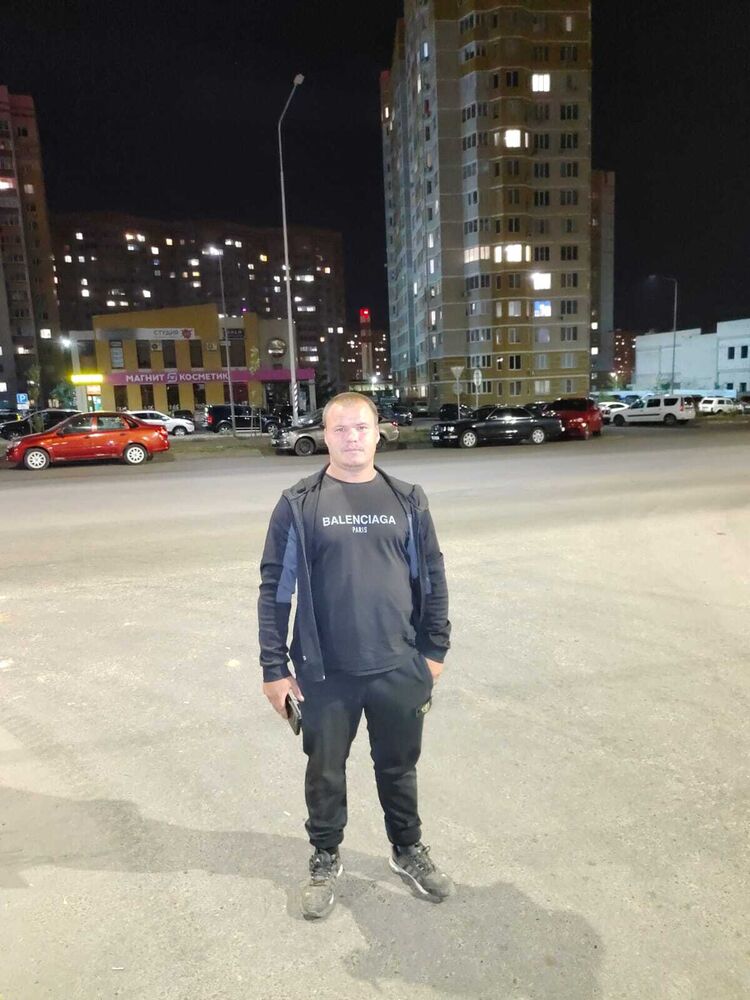  ,   Vladimir, 26 ,   c , 