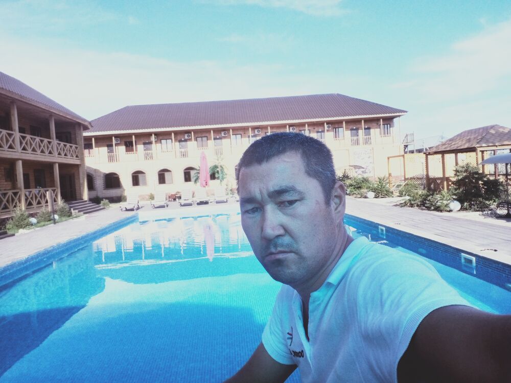  45841596  Jumabay, 39 ,    