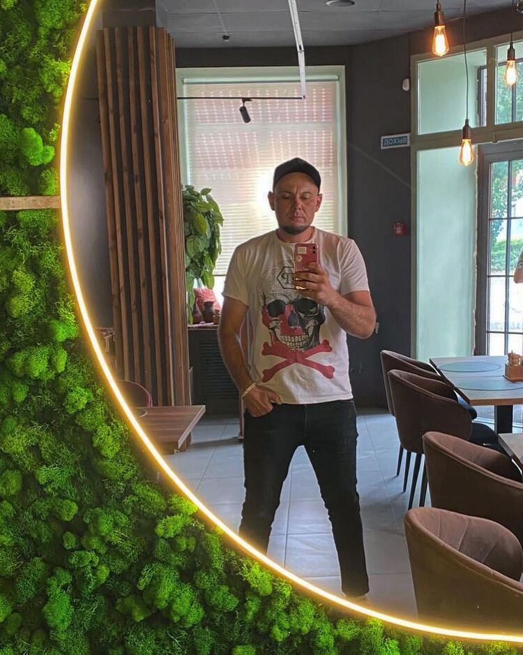  -,   ARTEM, 34 ,     , c 