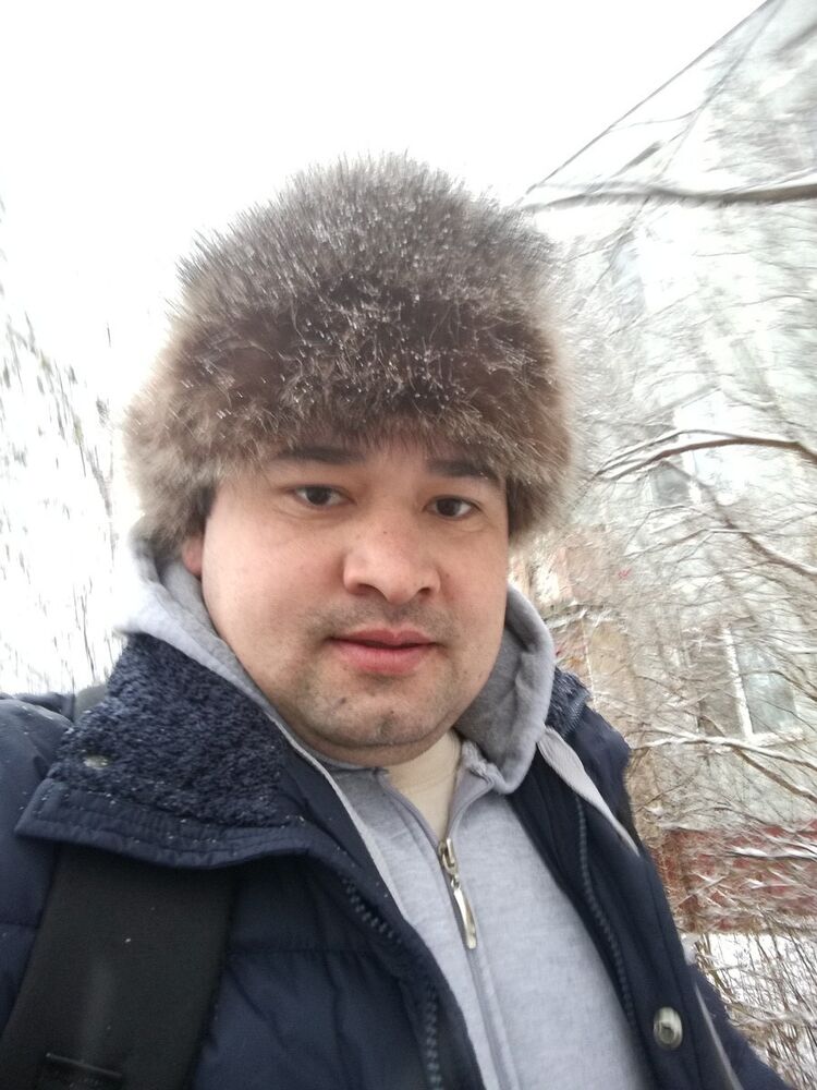  ,   Akbar S, 36 ,   