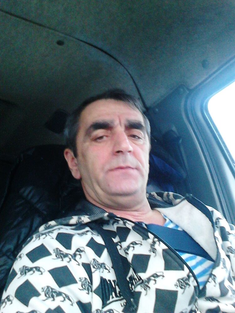  25672436  , 62 ,     