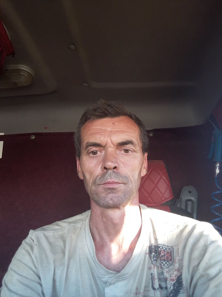  35739736  , 49 ,    
