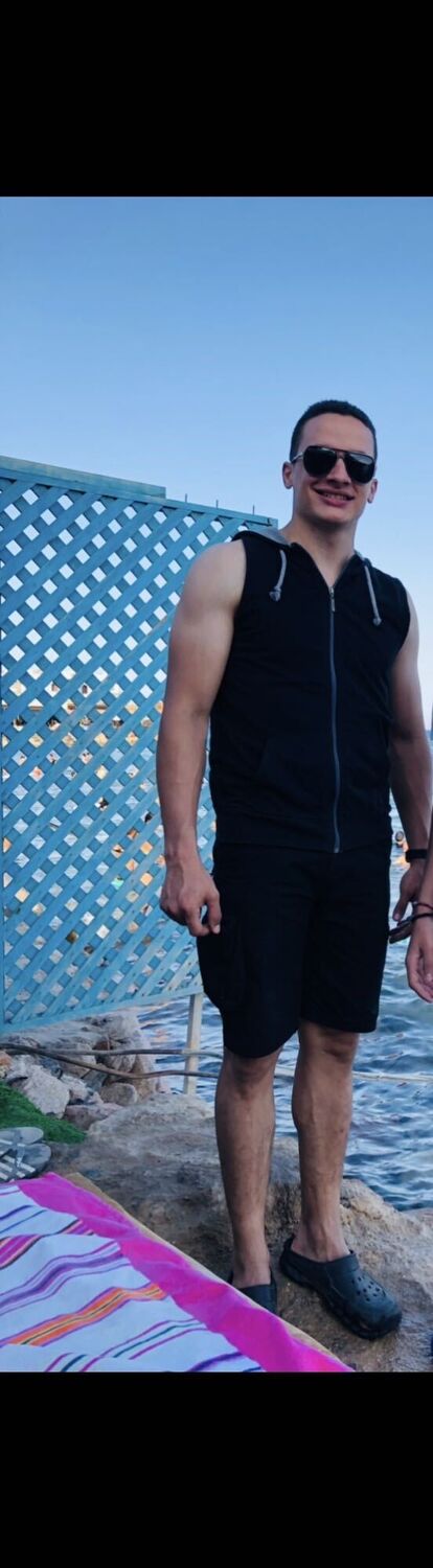  ,   Mostafa os, 27 ,   ,   , c 