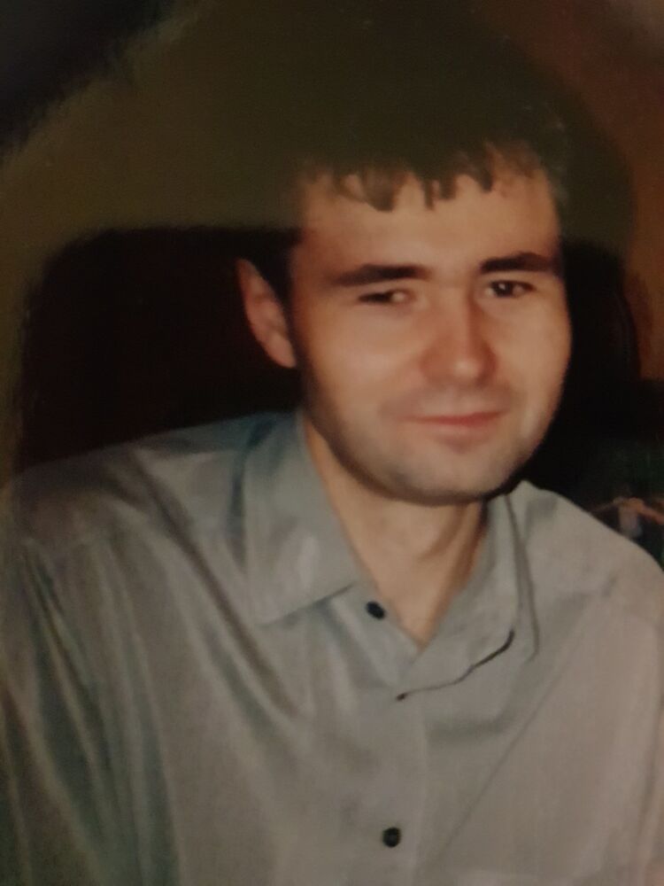  10849026  Stiv, 54 ,     