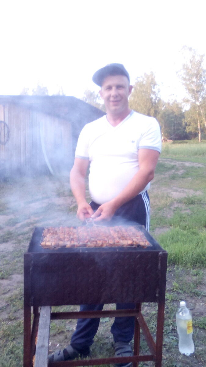  ,   Andrei, 42 ,   ,   , c 