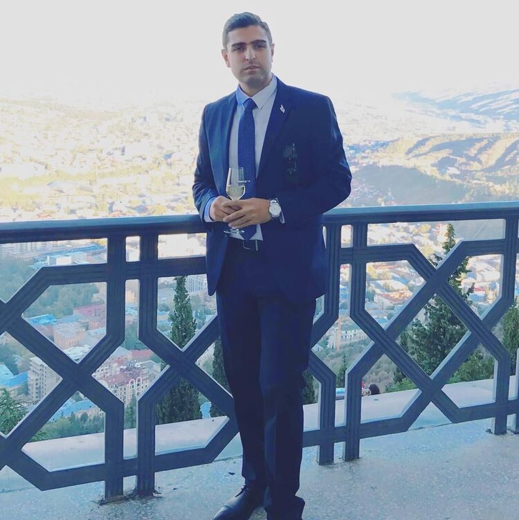 ���� 31809476 ������� George, 30 ���, ���� ���������� � �������