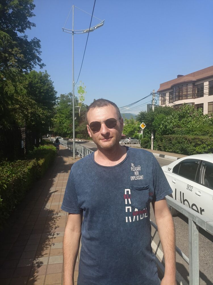  51985486  , 44 ,    