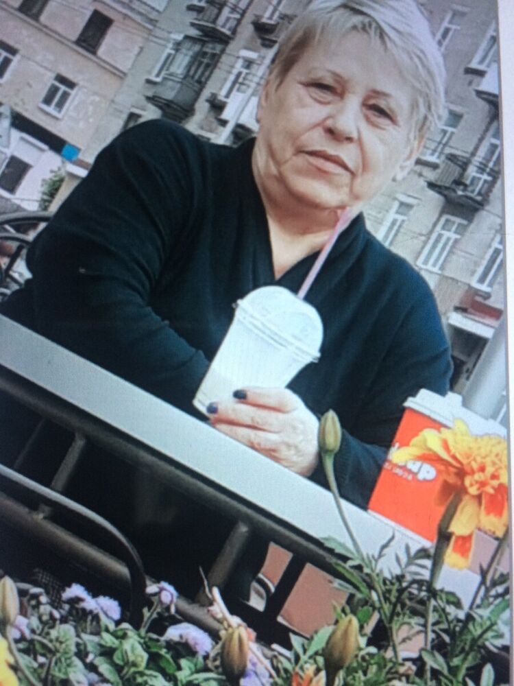  20705716  , 64 ,    