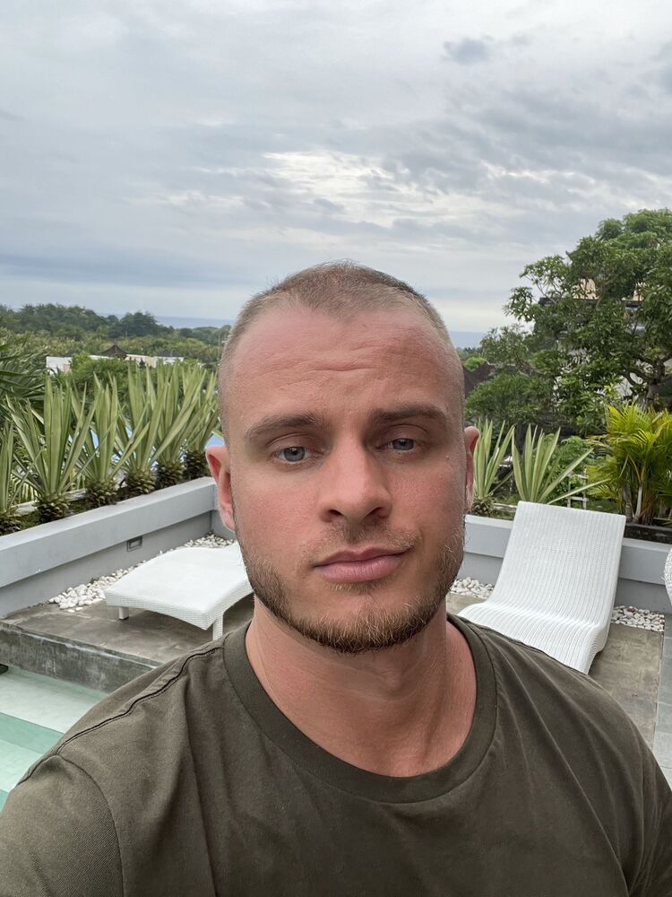  31975326  John, 35 ,    Phuket
