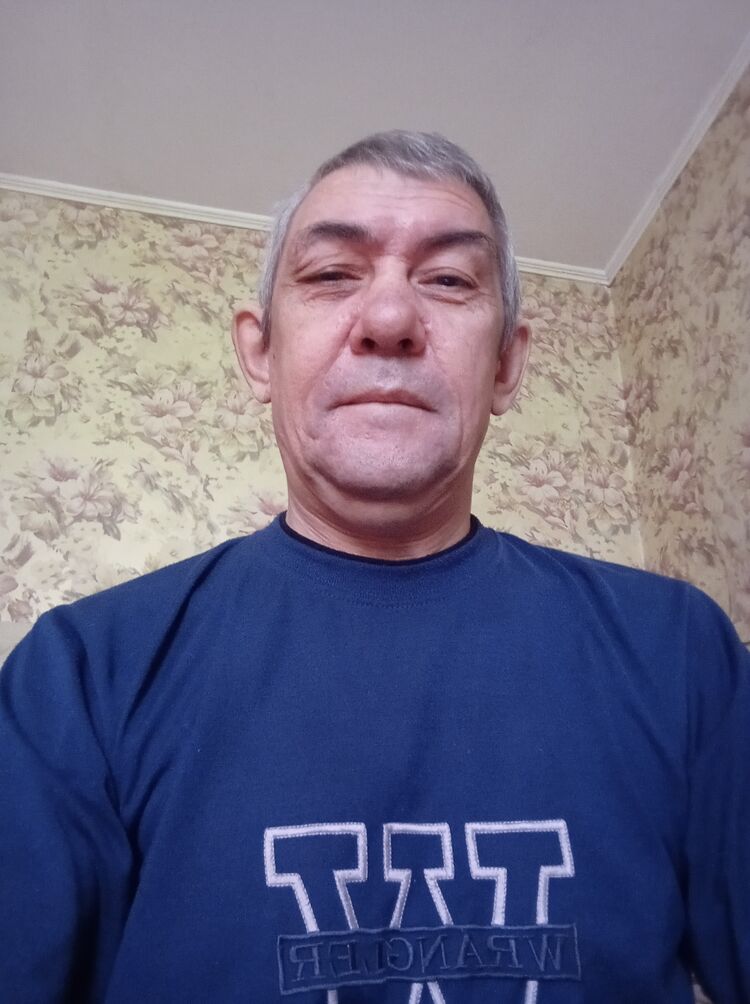  53263736  Sergey, 55 ,    