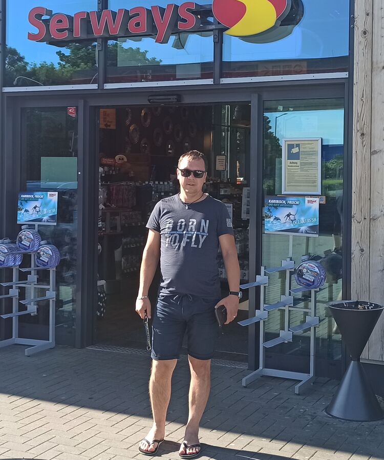  ,   Sergij, 43 ,   ,   , c 