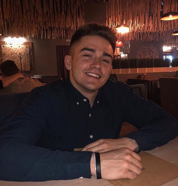 ���� 21677196 ������� �����, 33 ����, ���� ���������� � ������