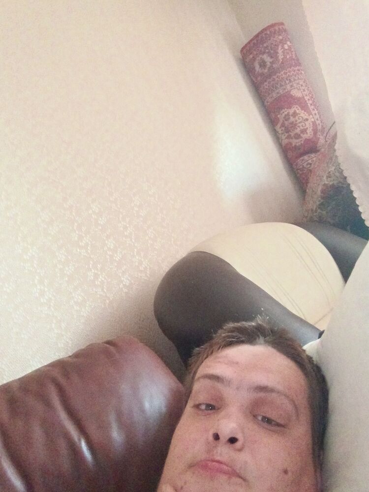  37905866  , 28 ,    