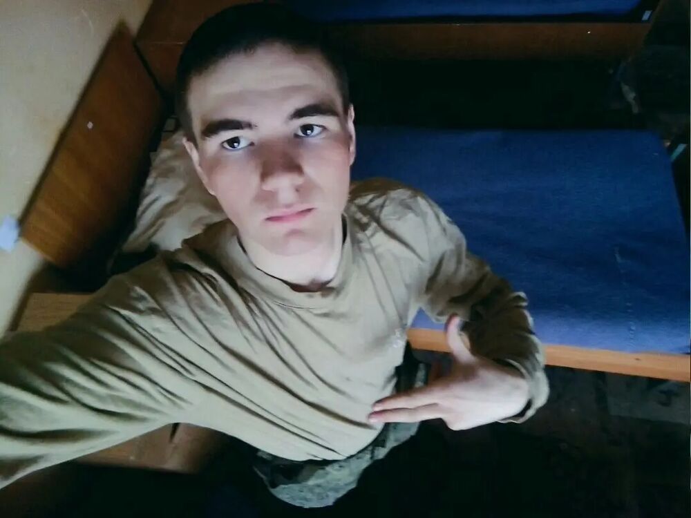  28354736  Andrey, 27 ,    