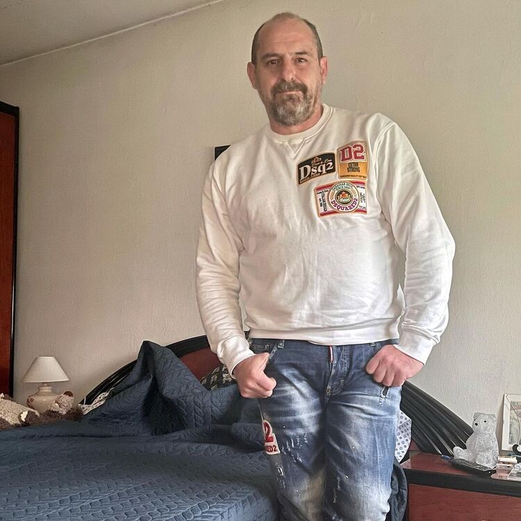  -,   James, 70 ,     , c 