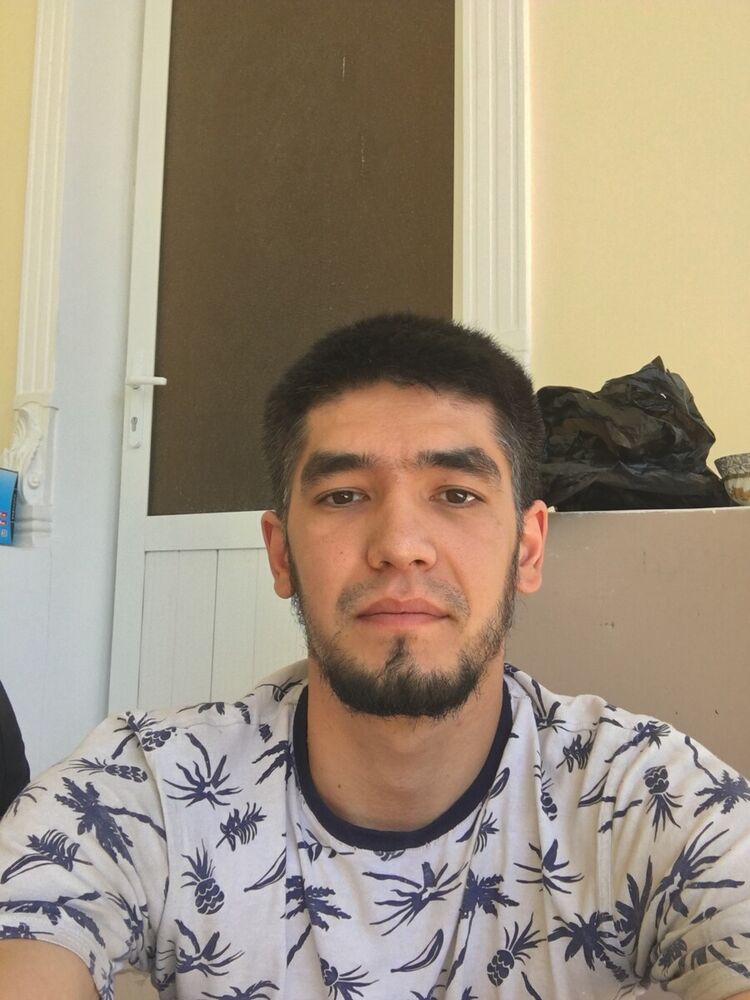  21202306  Nodir, 31 ,    