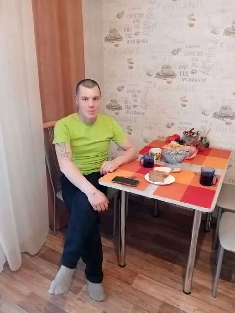  43377486  , 39 ,    
