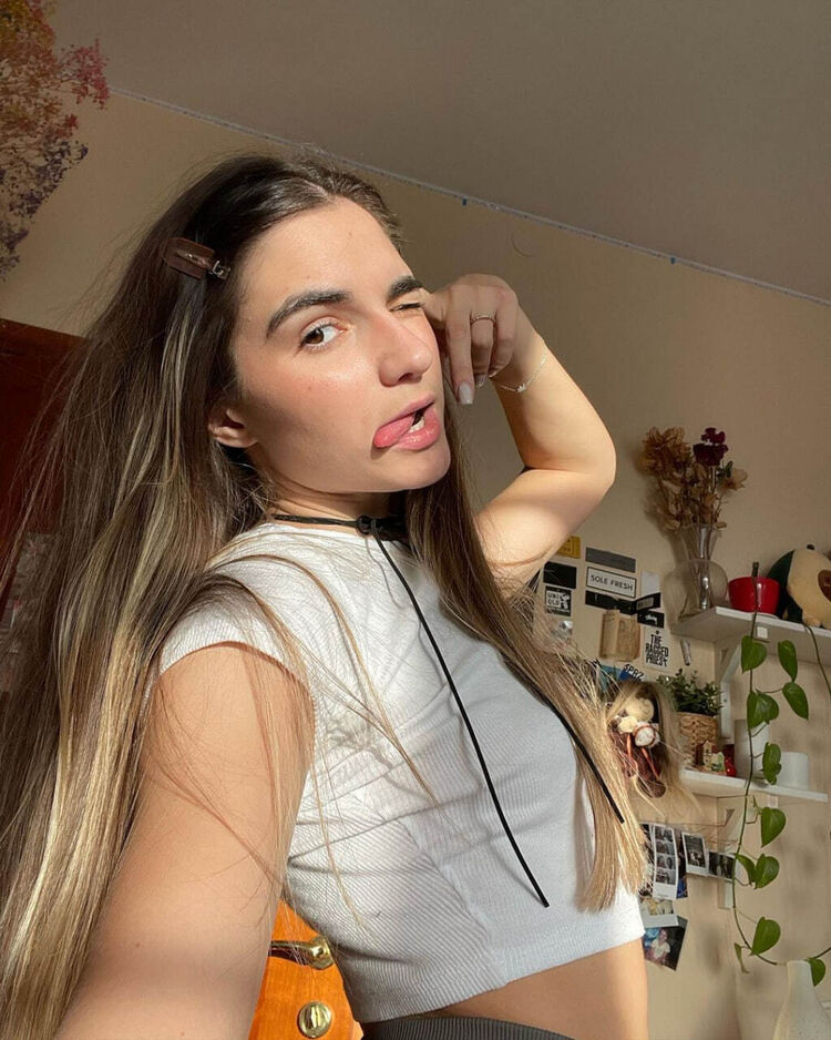   ,   , 24 ,     , c 