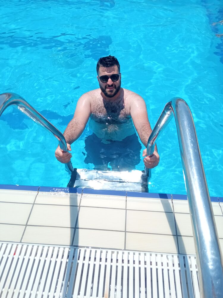  24420736  Gio, 32 ,    Azor