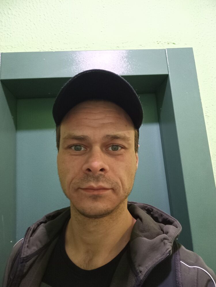  53226326  Oleg, 39 ,    