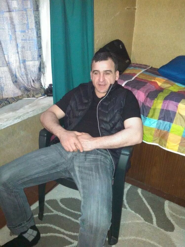  15757666  Jo, 45 ,    