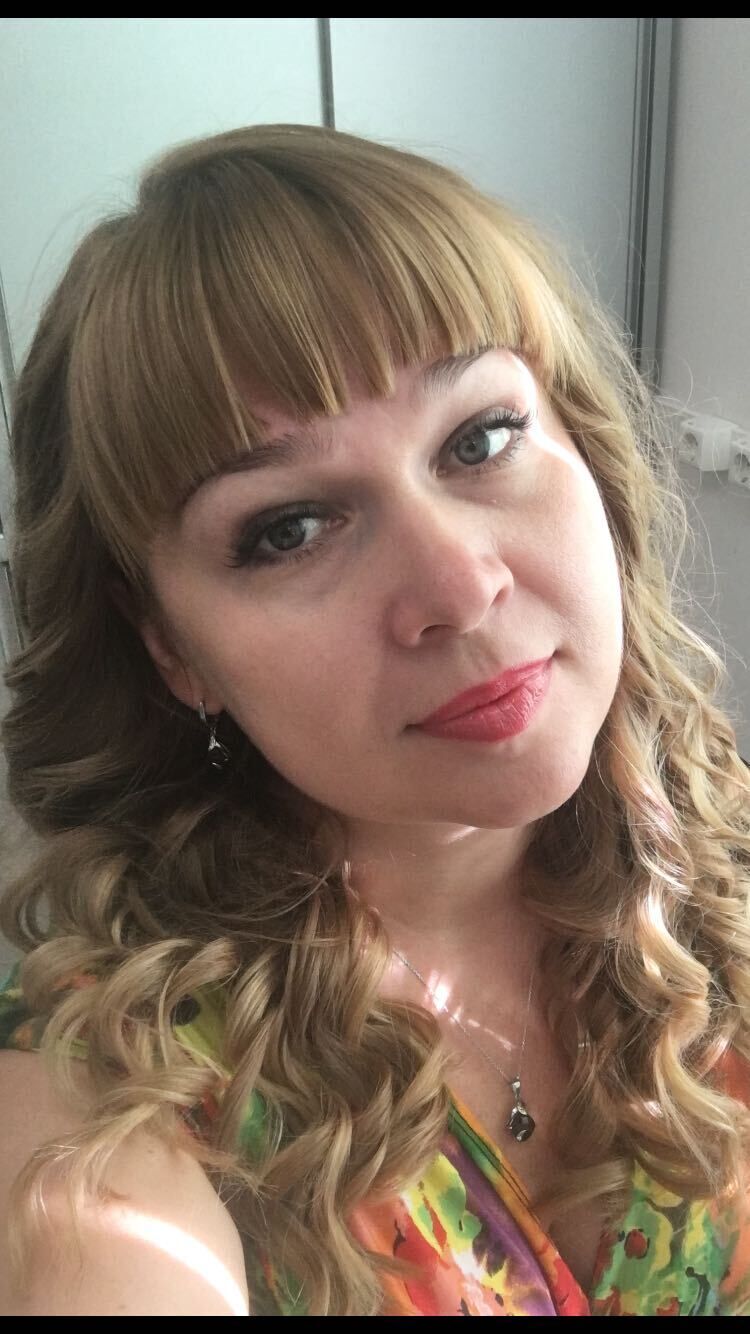  38185966  Elena, 48 ,    