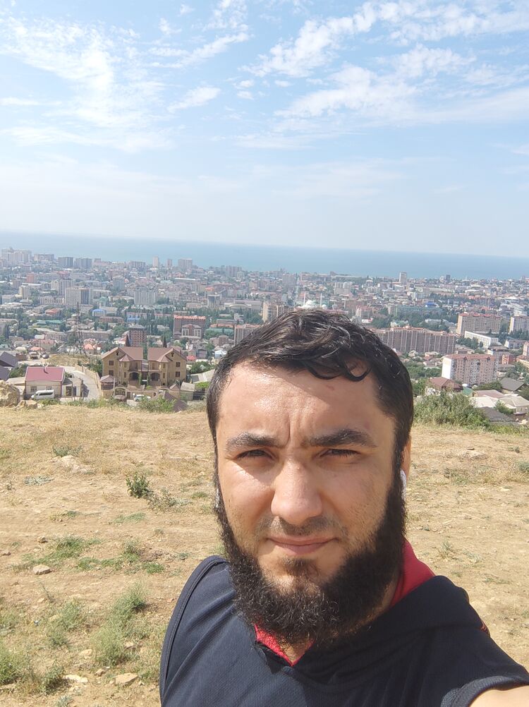  ,   Umar, 33 ,   ,   , c , 