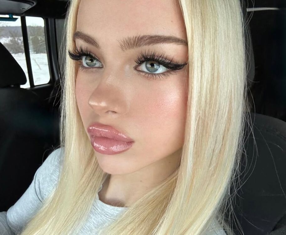  ,   Maria, 20 ,   , 